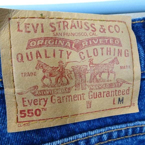 LEVI'S Vintage Mom Jeans 550 Size 12 reg Relaxed Fit Tapered Leg High Rise - Picture 6 of 8